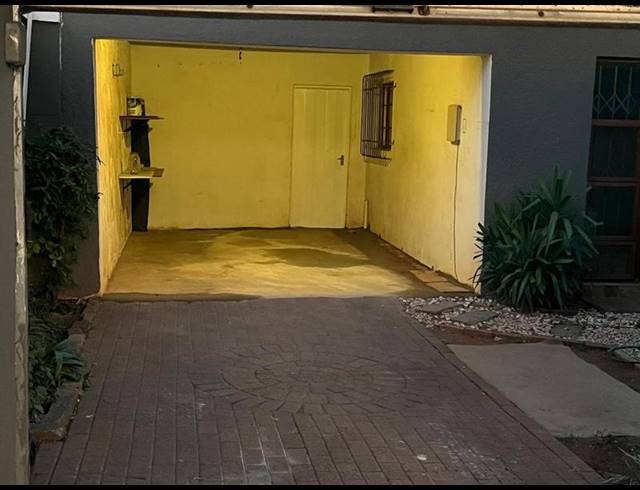 2 BEDROOM PROPERTY TO RENT IN WESTDENE